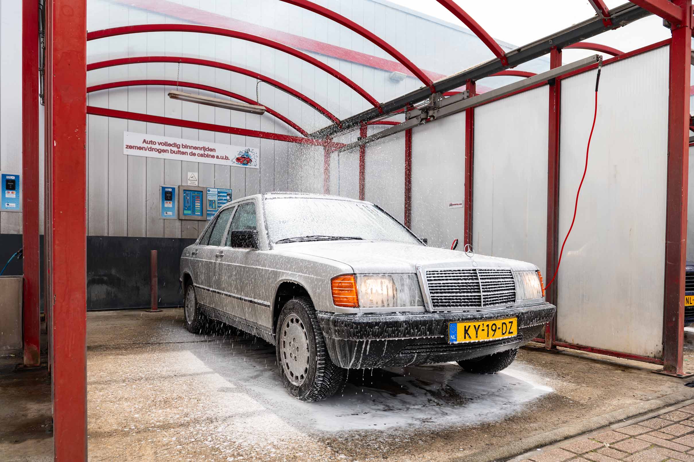 Automobiel bedrijf ruud koks wasbox